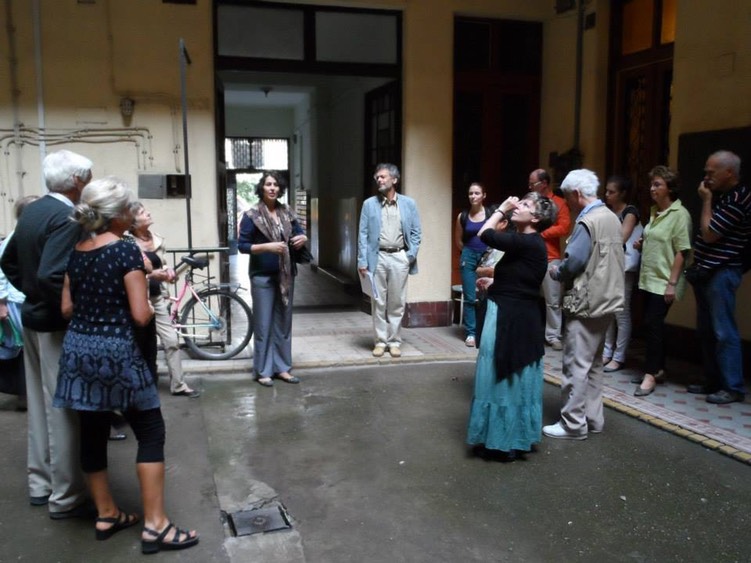 1012503_621422577902677_984242280_n